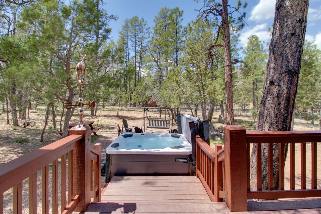 Lakeside Cabin On 2 Acres With Fire Pit And Hot Tub! Villa Pinetop-Lakeside Luaran gambar